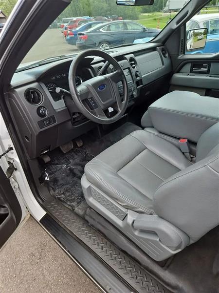 Ford F-150 XL SuperCab 6.5-ft. Bed 2WD 2012