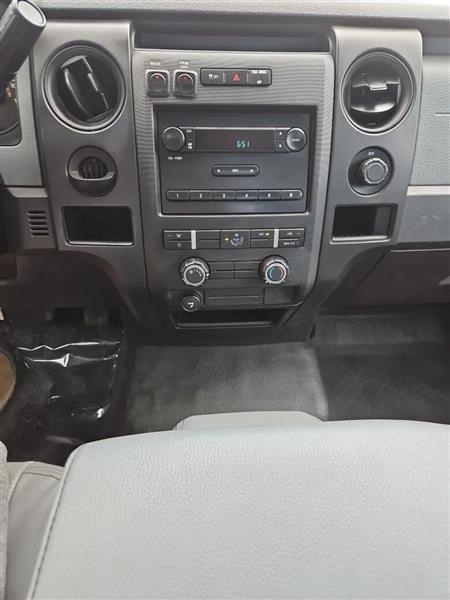 Ford F-150 XL SuperCab 6.5-ft. Bed 2WD 2012