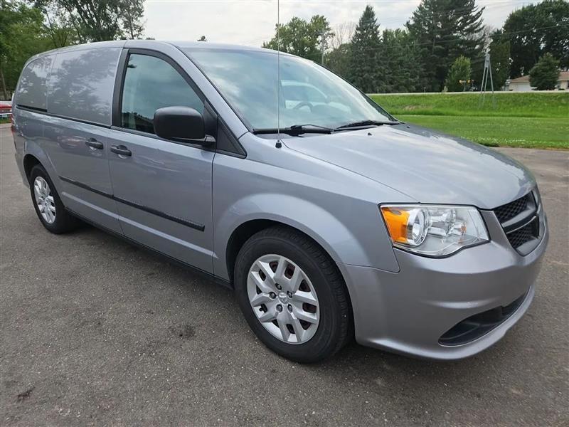 RAM Cargo Van Base 2014