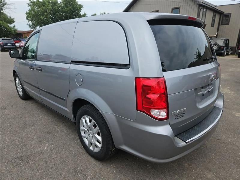 RAM Cargo Van Base 2014