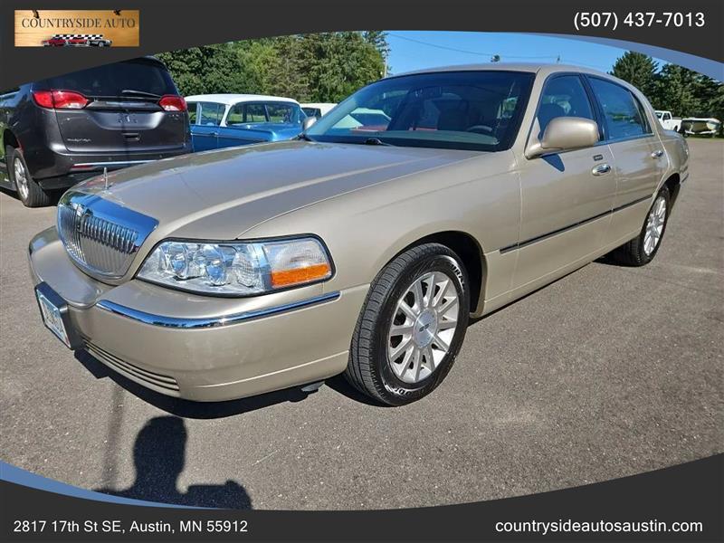 Lincoln Town Car Signature 2006