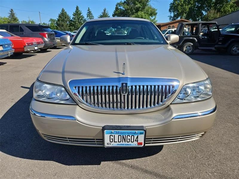 Lincoln Town Car Signature 2006