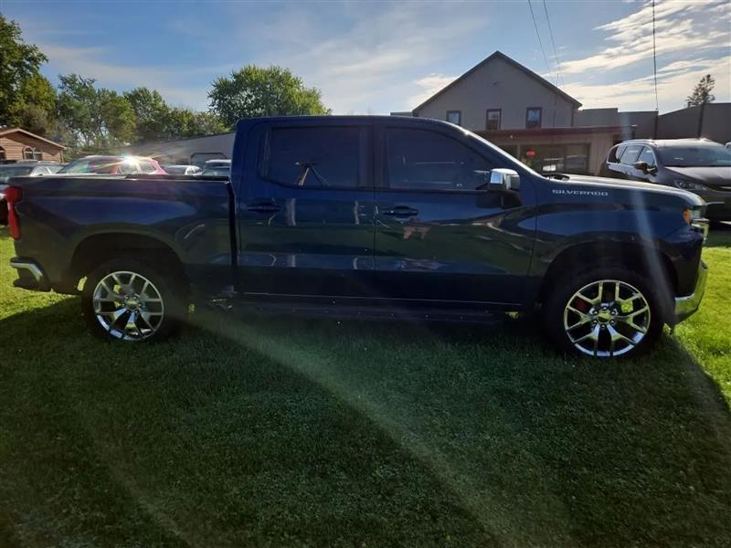 Chevrolet Silverado 1500 LT Crew Cab 2WD 2021