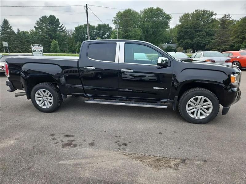 GMC Canyon Denali Crew Cab 4WD Long Box 2017