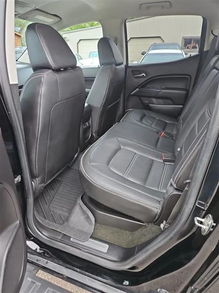 GMC Canyon Denali Crew Cab 4WD Long Box 2017