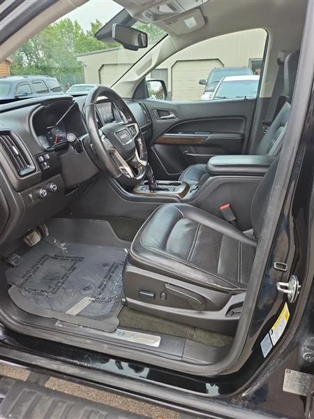 GMC Canyon Denali Crew Cab 4WD Long Box 2017