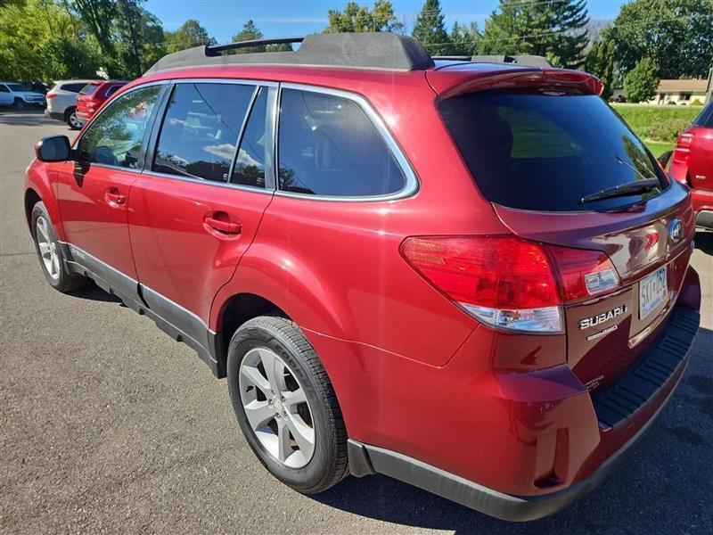 Subaru Outback 2.5i Premium 2013