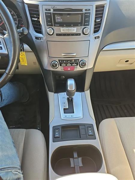 Subaru Outback 2.5i Premium 2013