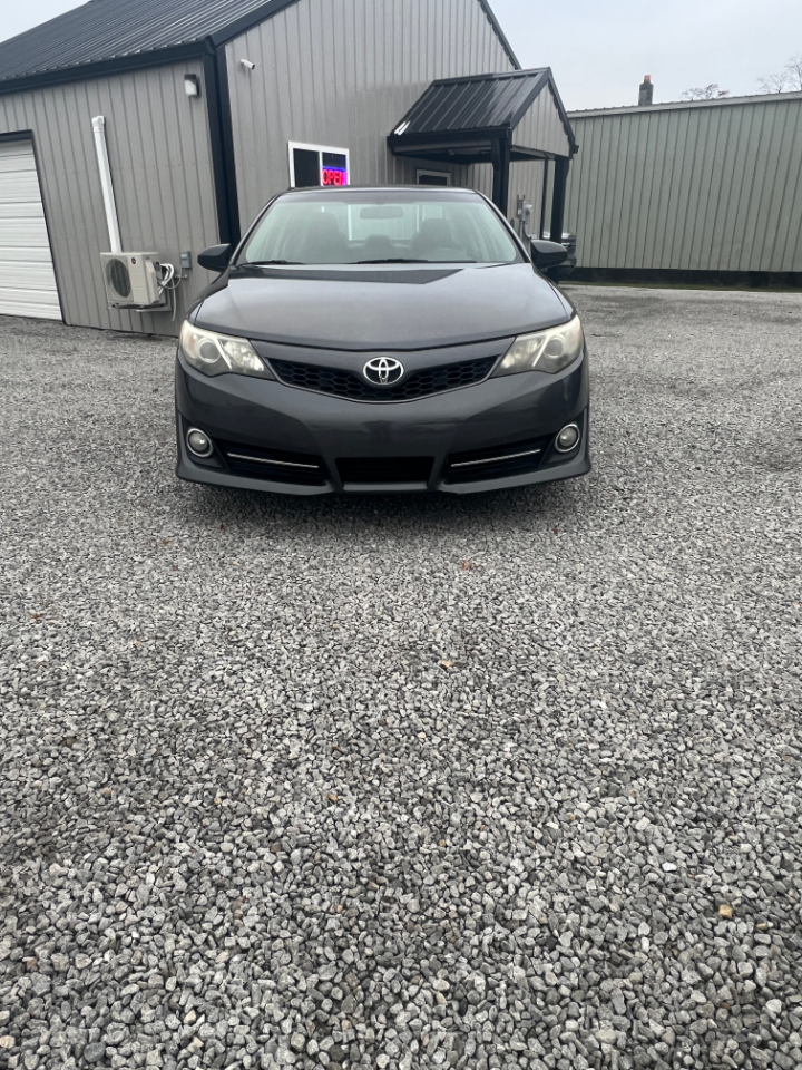 Toyota Camry XLE 2013