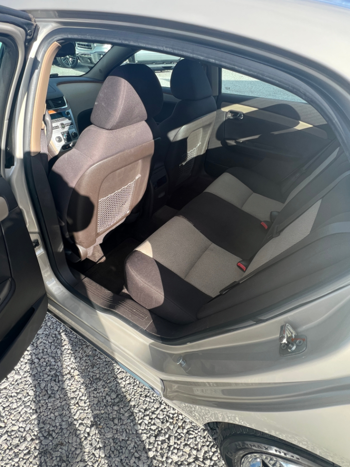 Chevrolet Malibu 1LT 2010