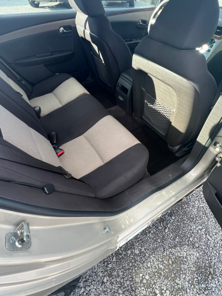 Chevrolet Malibu 1LT 2010