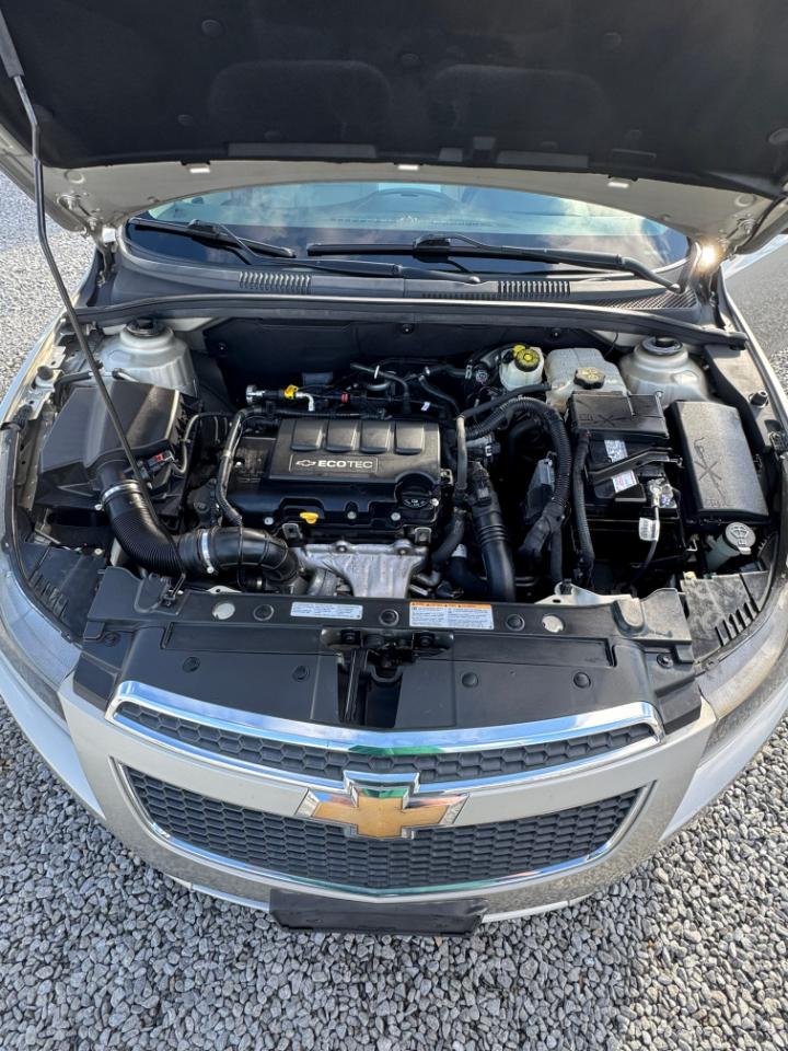 Chevrolet Cruze 2LT Auto 2013