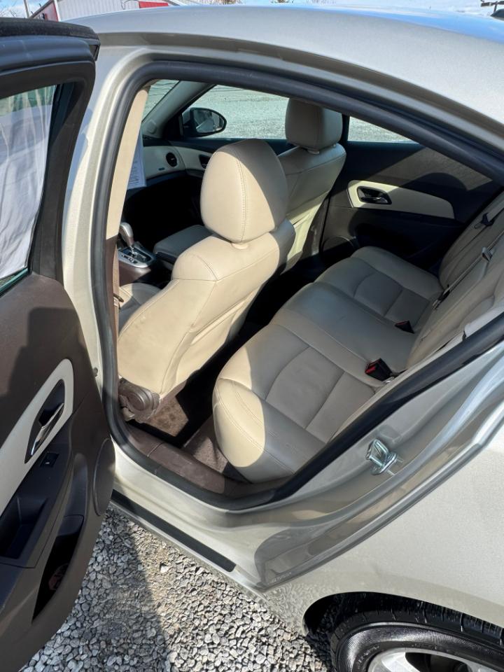 Chevrolet Cruze 2LT Auto 2013