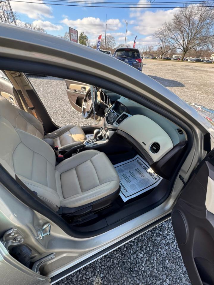 Chevrolet Cruze 2LT Auto 2013