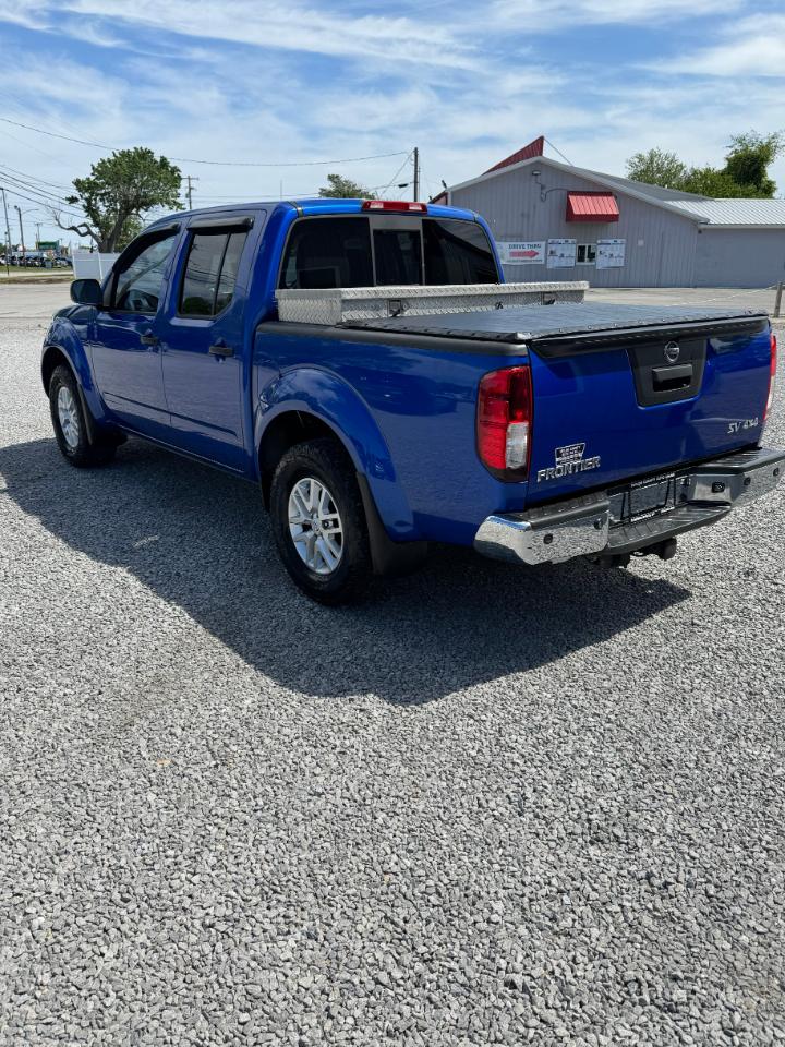 Nissan Frontier SV Crew Cab 4WD 2015