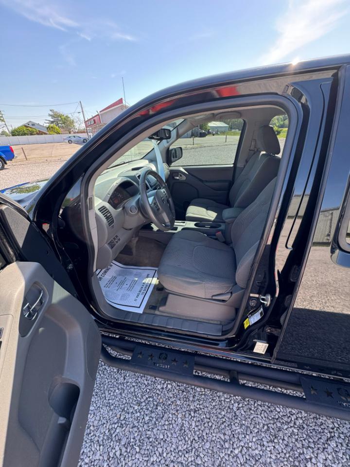 Nissan Frontier  2017