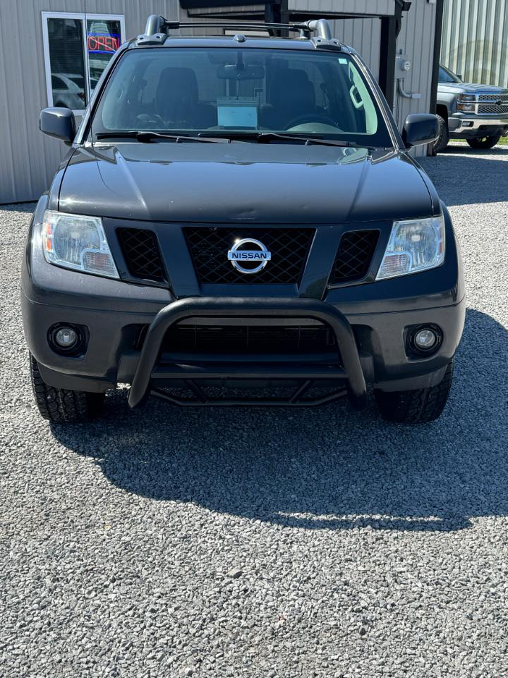 Nissan Frontier SL Crew Cab 4WD 2012