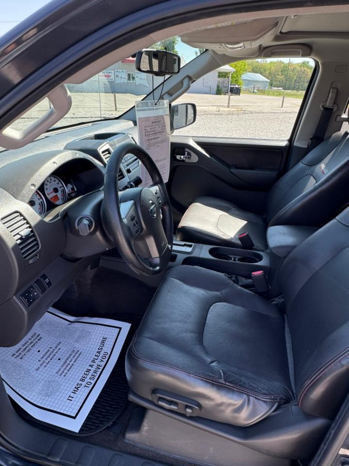 Nissan Frontier SL Crew Cab 4WD 2012