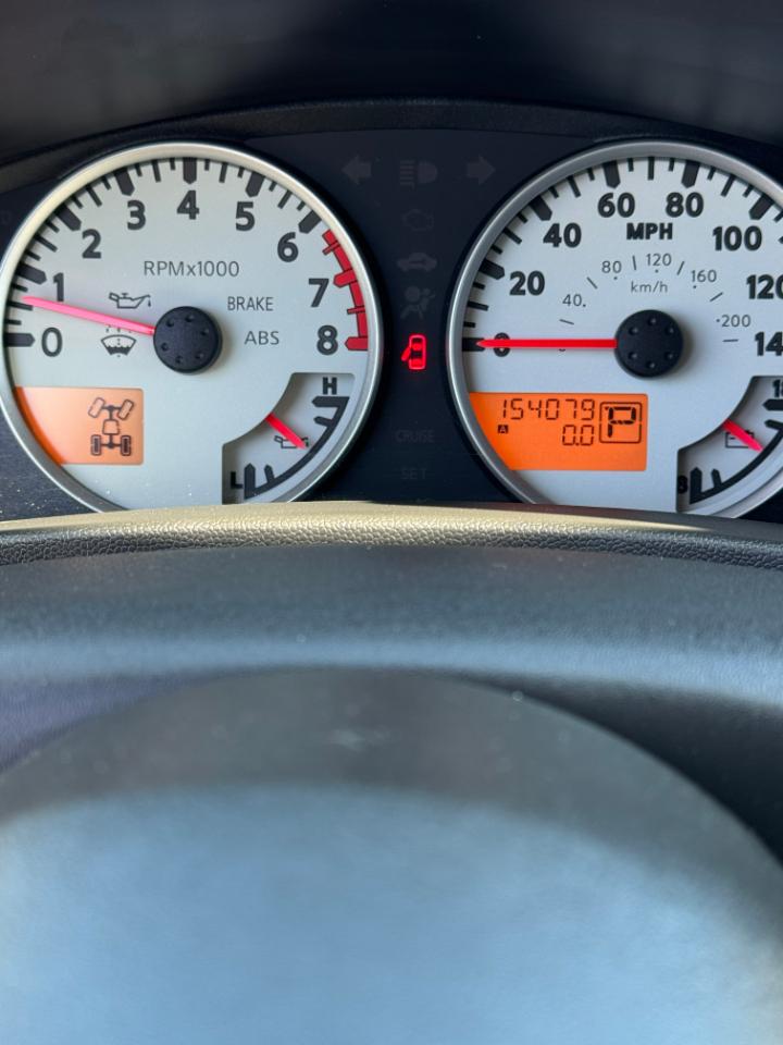 Nissan Frontier SL Crew Cab 4WD 2012