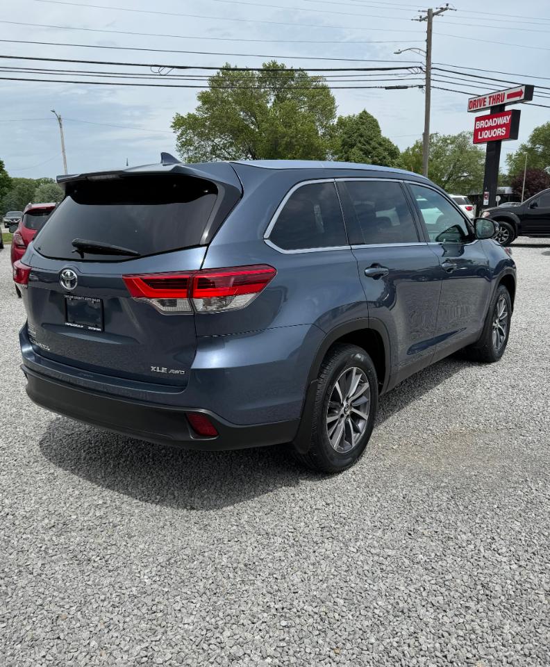 Toyota Highlander XLE AWD V6 2019