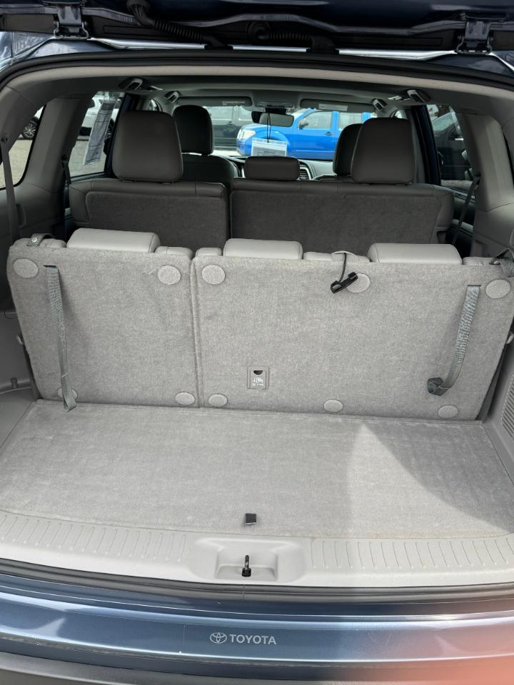 Toyota Highlander XLE AWD V6 2019