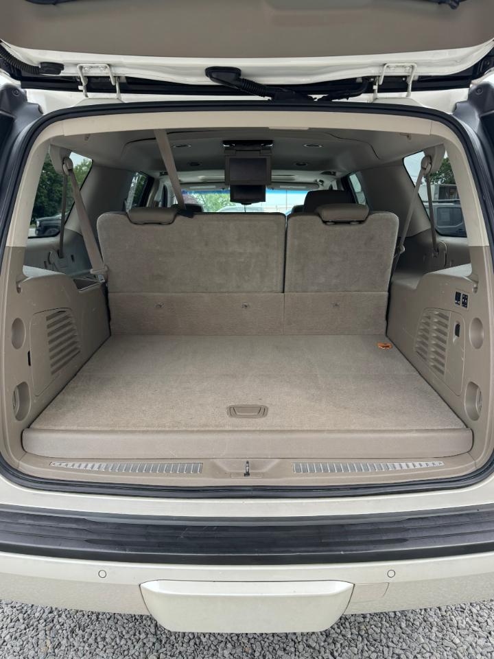 GMC Yukon XL SLT 1/2 Ton 4WD 2015
