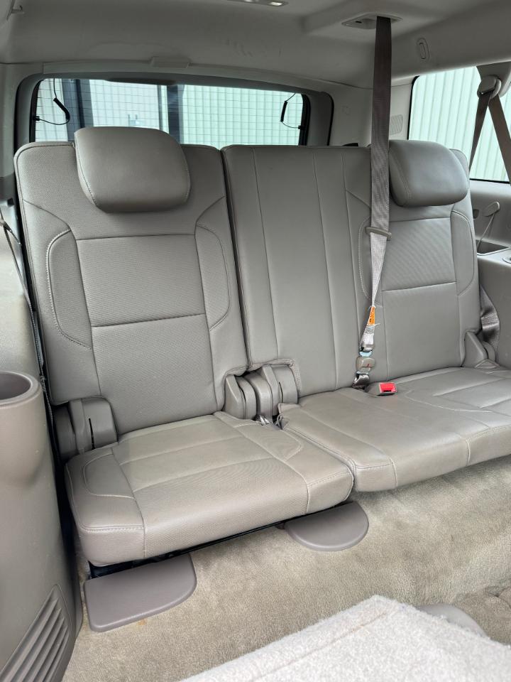GMC Yukon XL SLT 1/2 Ton 4WD 2015