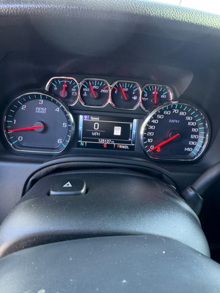 Chevrolet Suburban LT 4WD 2020