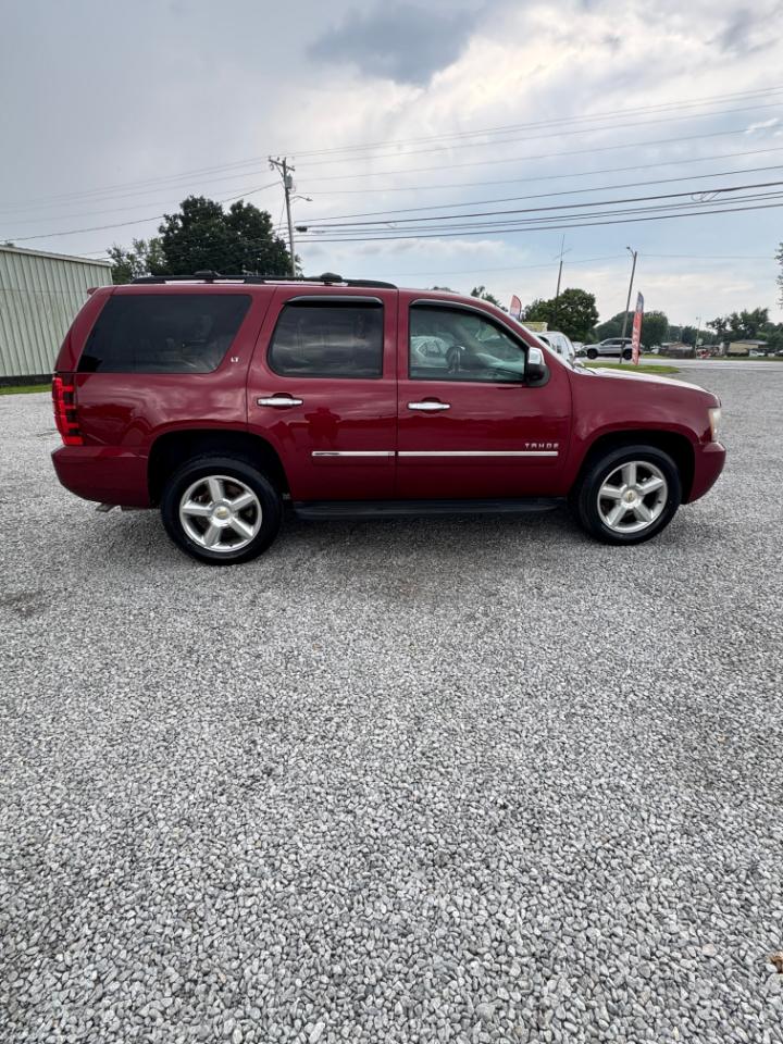 Chevrolet Tahoe LT 2WD 2011