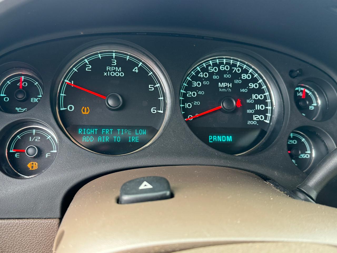 Chevrolet Tahoe LT 2WD 2011