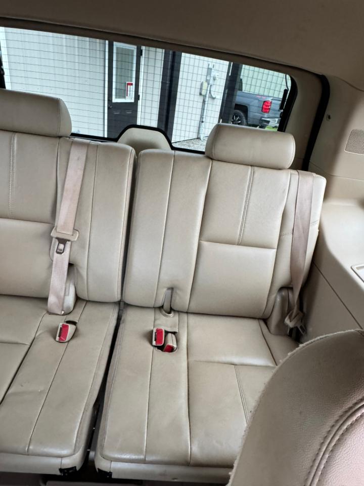 Chevrolet Tahoe LT 2WD 2011