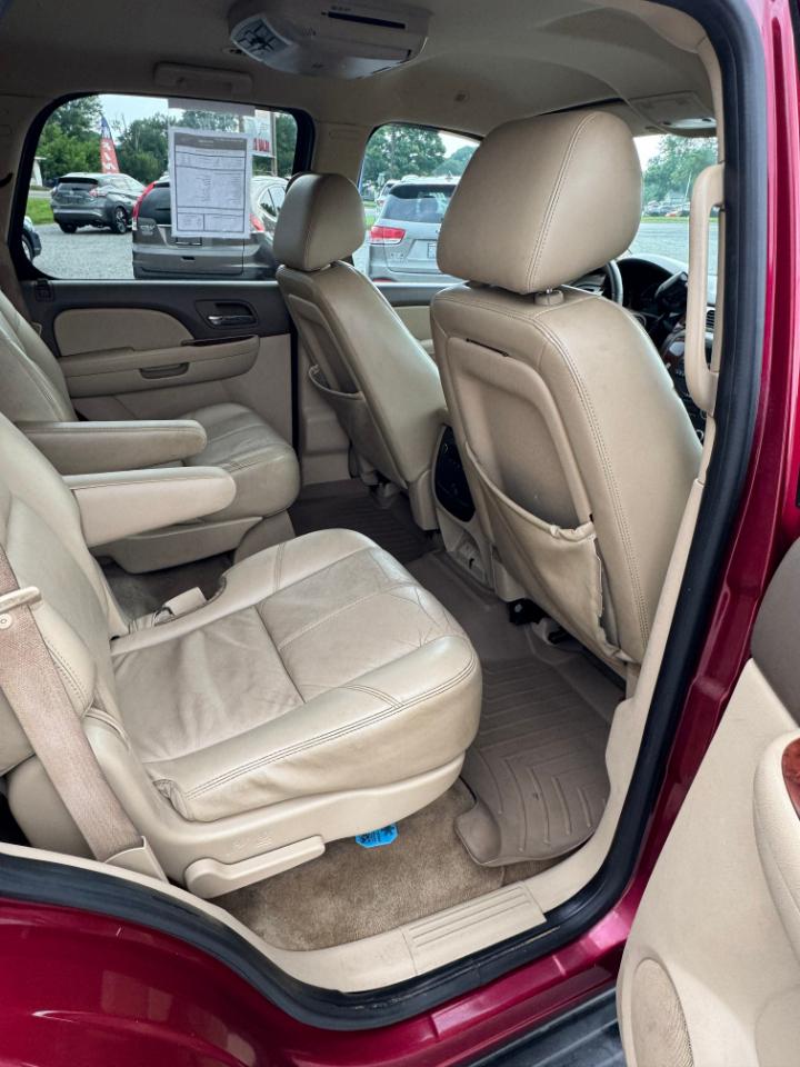 Chevrolet Tahoe LT 2WD 2011