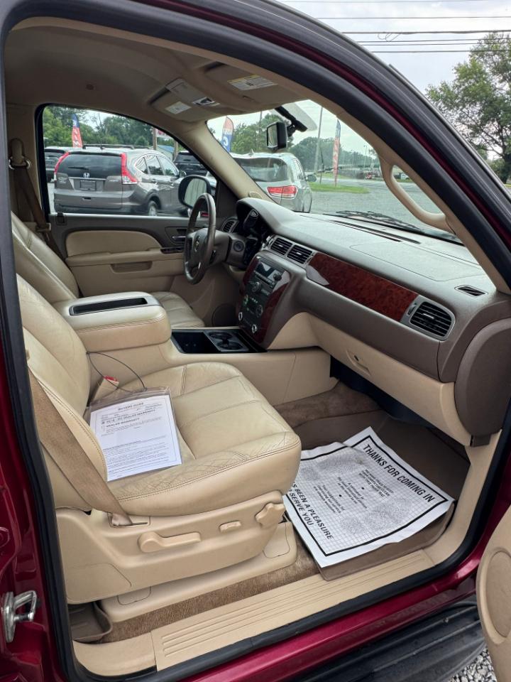 Chevrolet Tahoe LT 2WD 2011