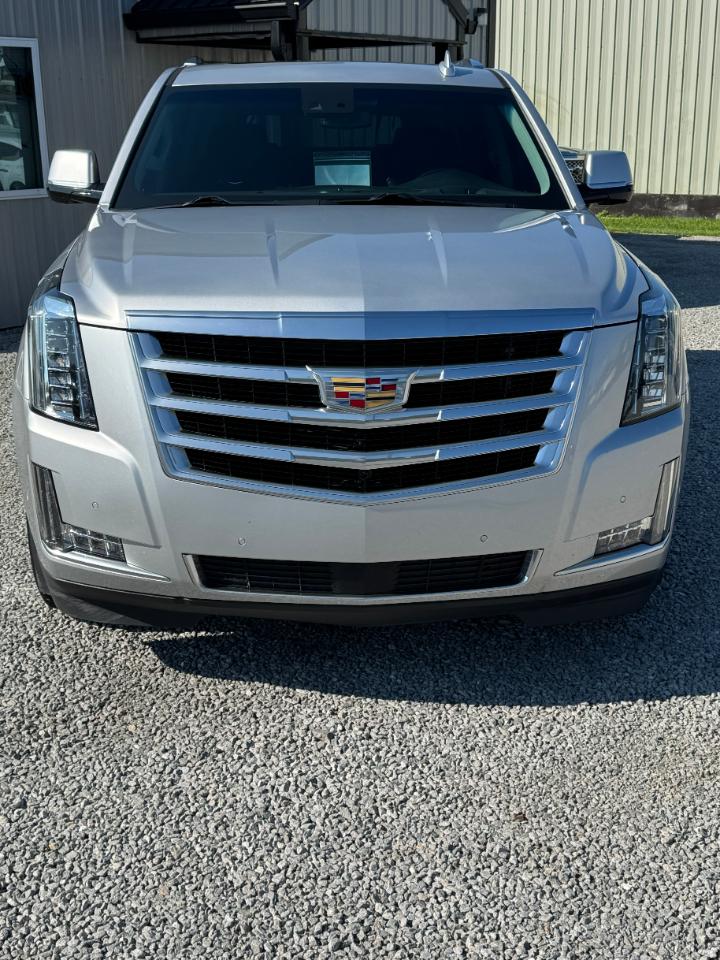 Cadillac Escalade ESV Premium 4WD 2019