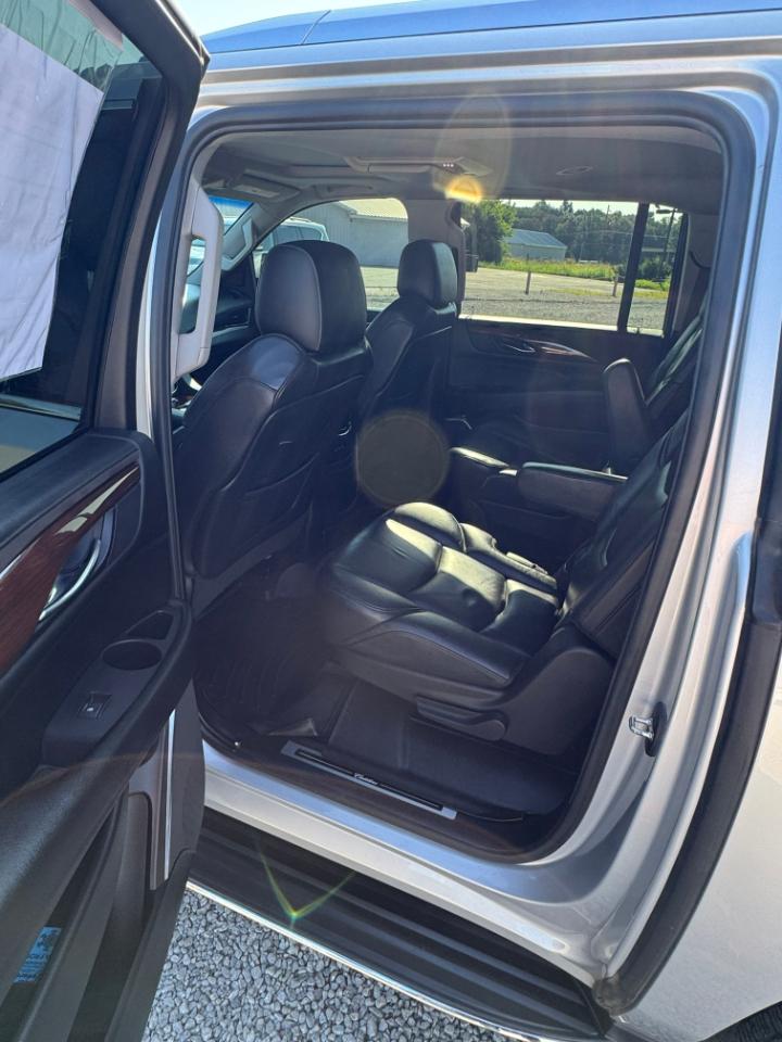 Cadillac Escalade ESV Premium 4WD 2019