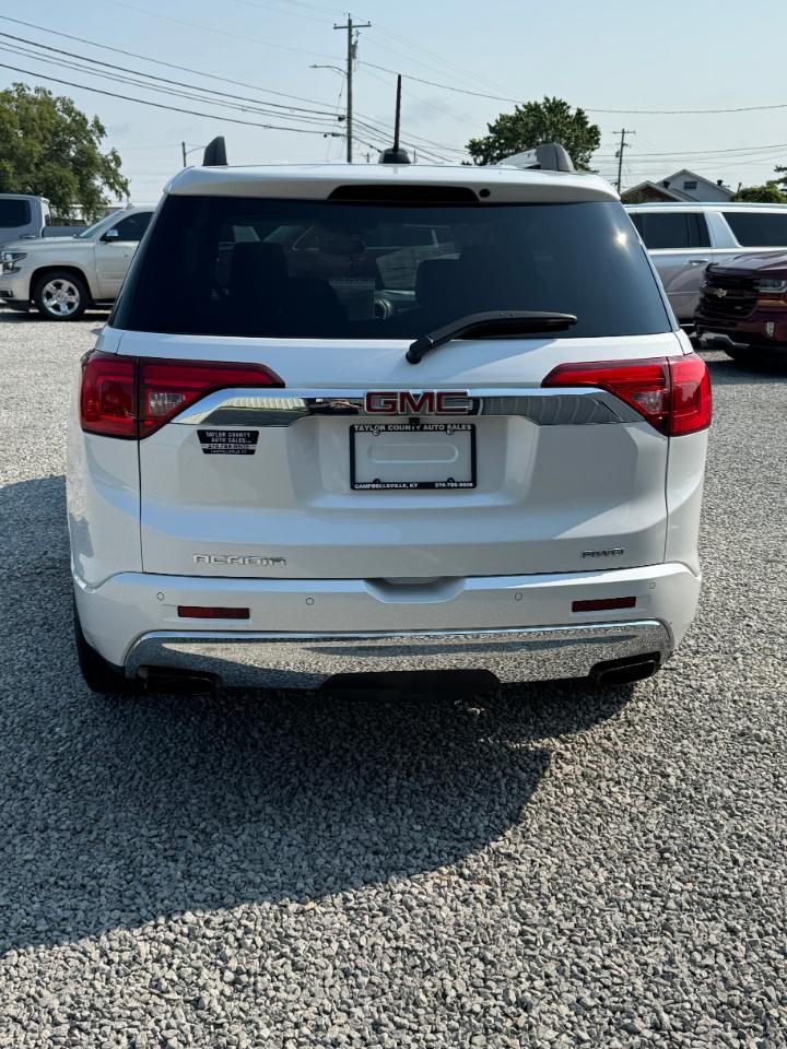 GMC Acadia Denali AWD 2017