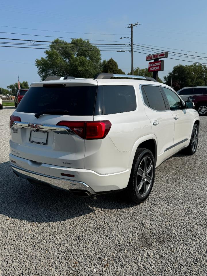 GMC Acadia Denali AWD 2017