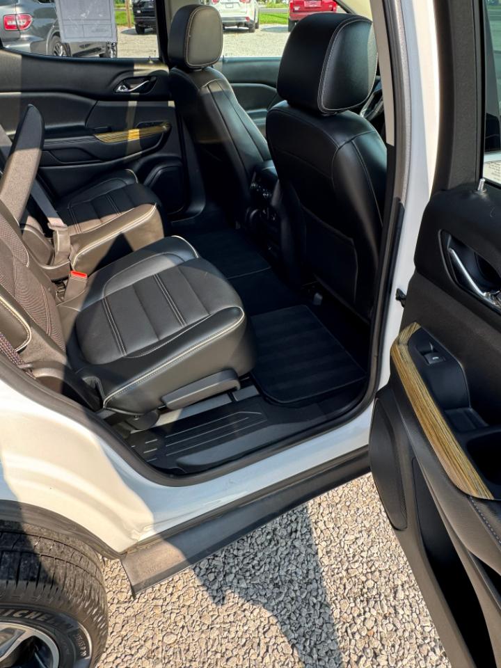 GMC Acadia Denali AWD 2017