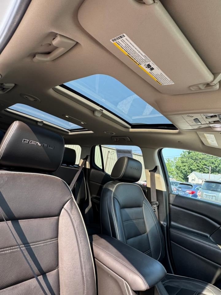 GMC Acadia Denali AWD 2017