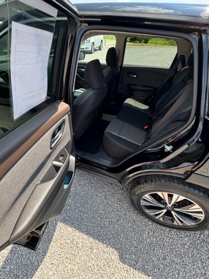 Nissan Rogue SV AWD 2022