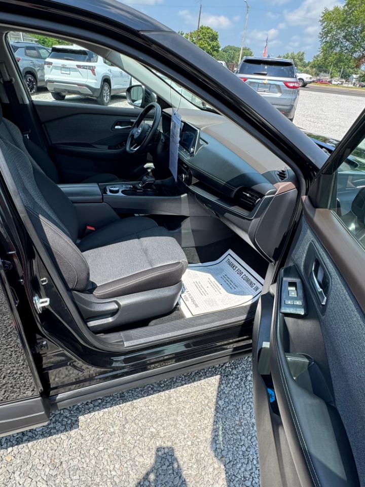 Nissan Rogue SV AWD 2022