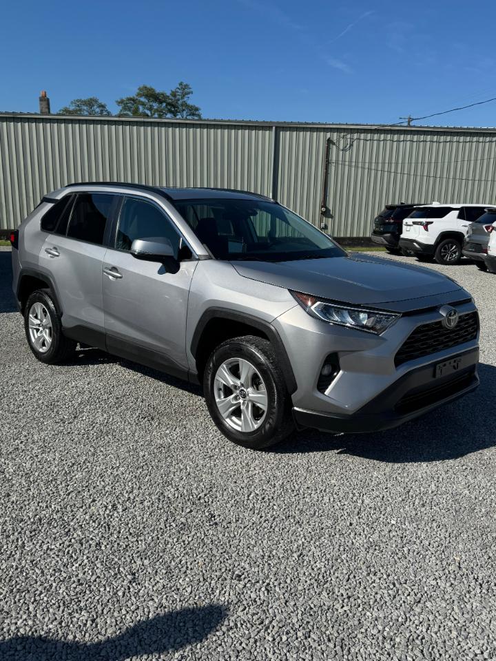 Toyota RAV4 XLE AWD 2021