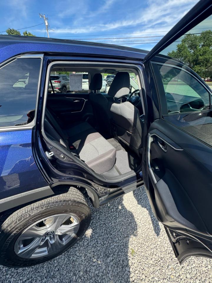 Toyota RAV4 XLE AWD 2024