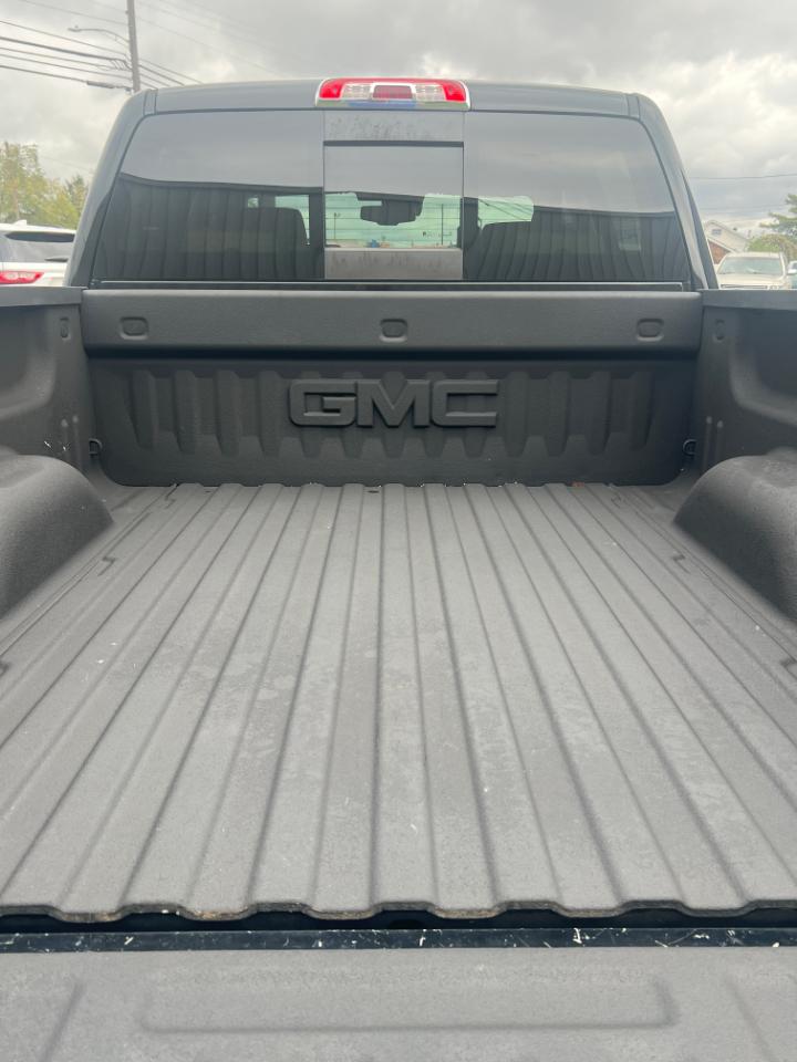 GMC Sierra 1500 SLT Crew Cab 4WD 2017
