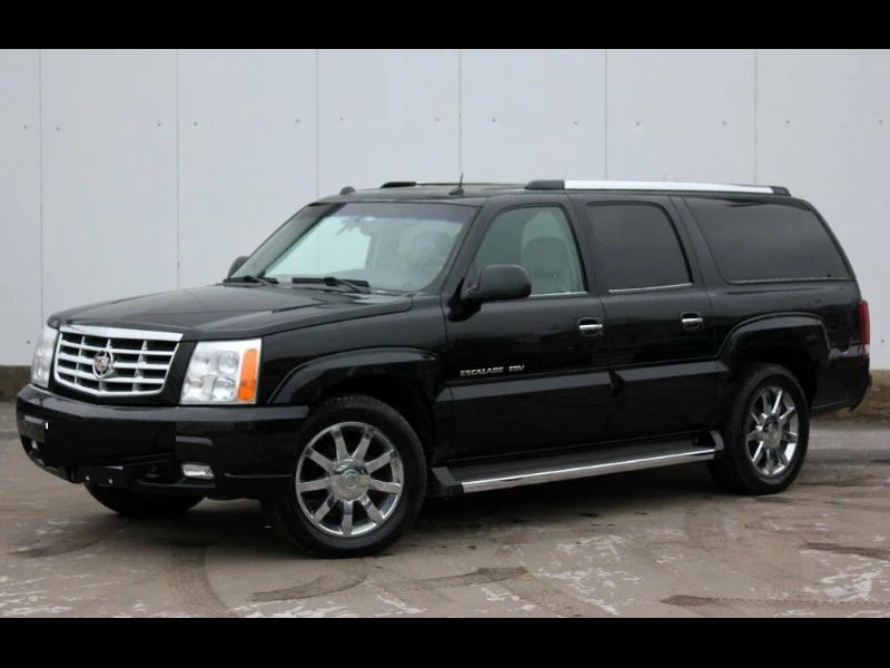 2005 Cadillac Escalade ESV's photo