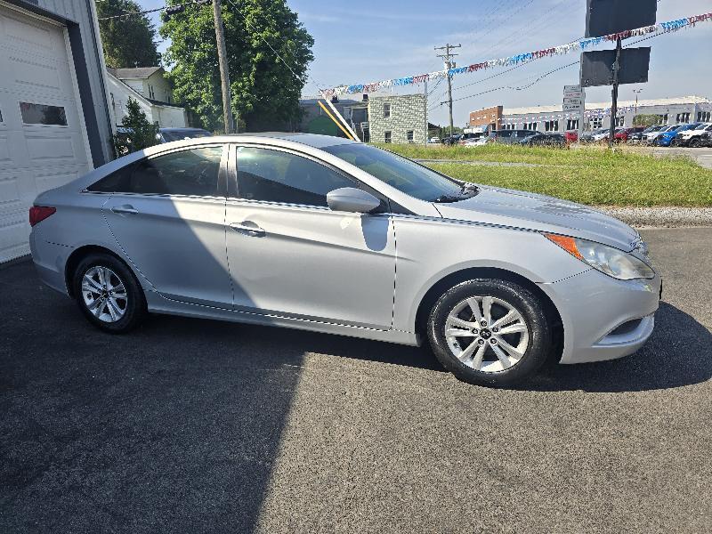 Hyundai Sonata GLS Auto 2011