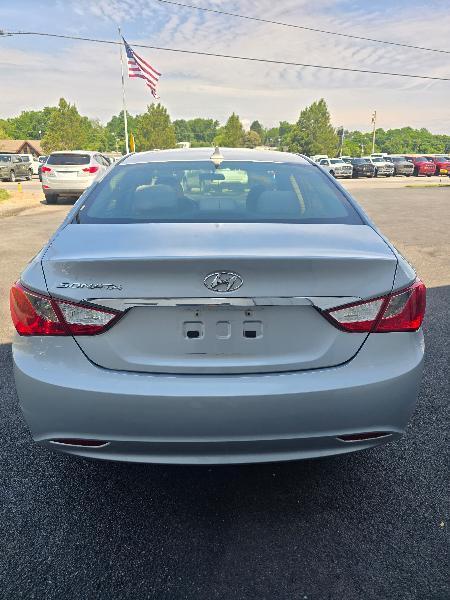 Hyundai Sonata GLS Auto 2011