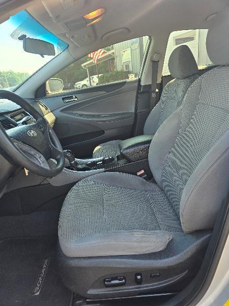 Hyundai Sonata GLS Auto 2011