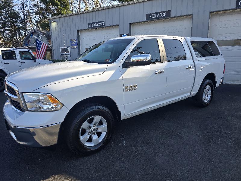 2017 RAM Ram 1500 Pickup SLT