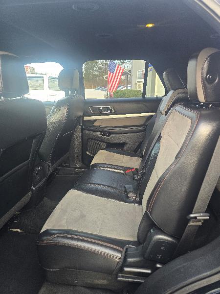 Ford Explorer XLT 4WD 2017